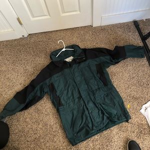 Columbia Raincoat. Size L. Lightly used.